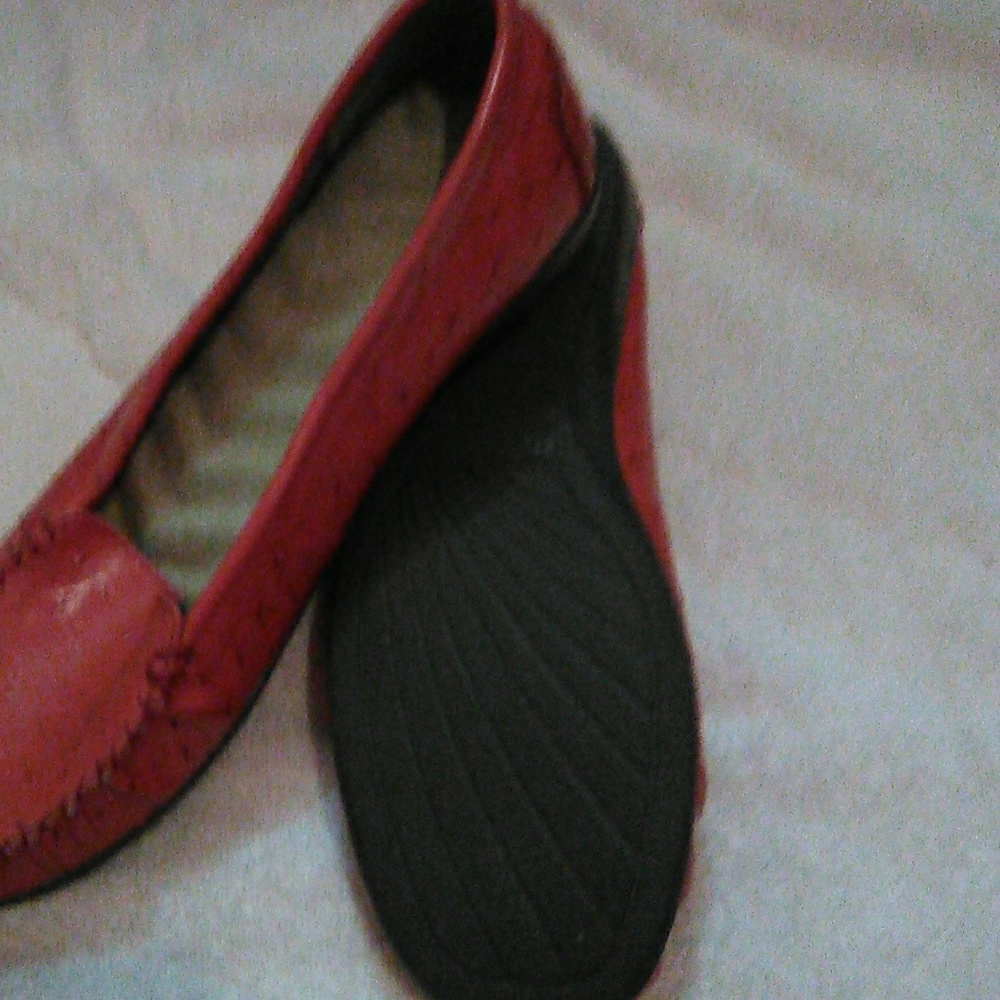 Shoes - Picture 5 of 5